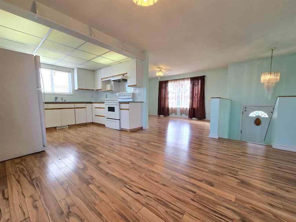 MLS® A2204885 - 4318 49 Avenue  in NONE Grimshaw, Residential