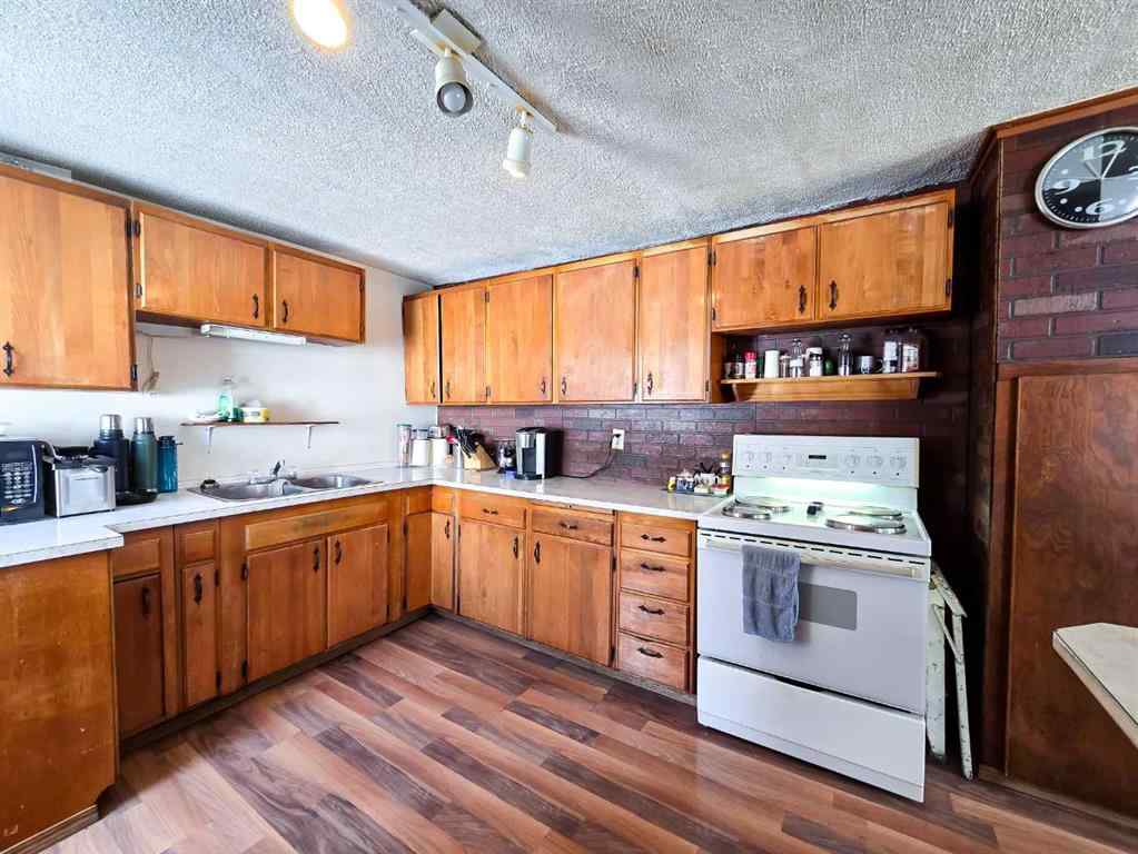 MLS® A2204918 - 1201 83 Street  in NONE Coleman, Residential