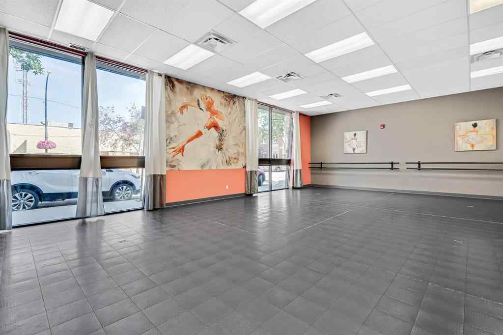 MLS® A2204947 - 4916 50 Avenue   in Central Business District Lloydminster, Commercial