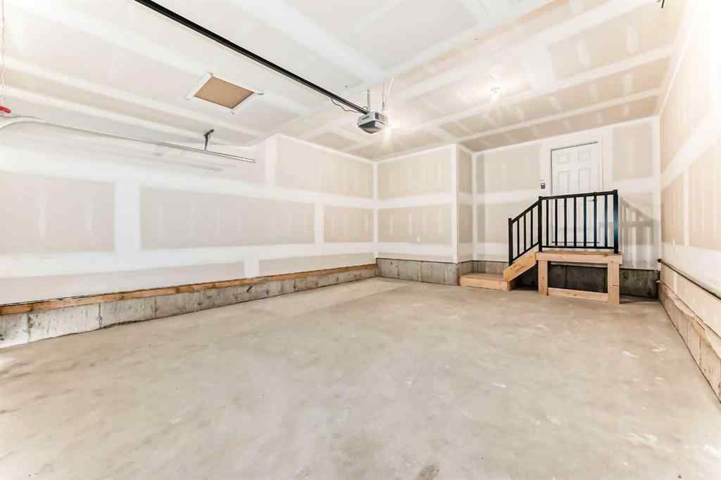 MLS® A2204993 - 34 Hotchkiss Row SE in Hotchkiss Calgary, Residential