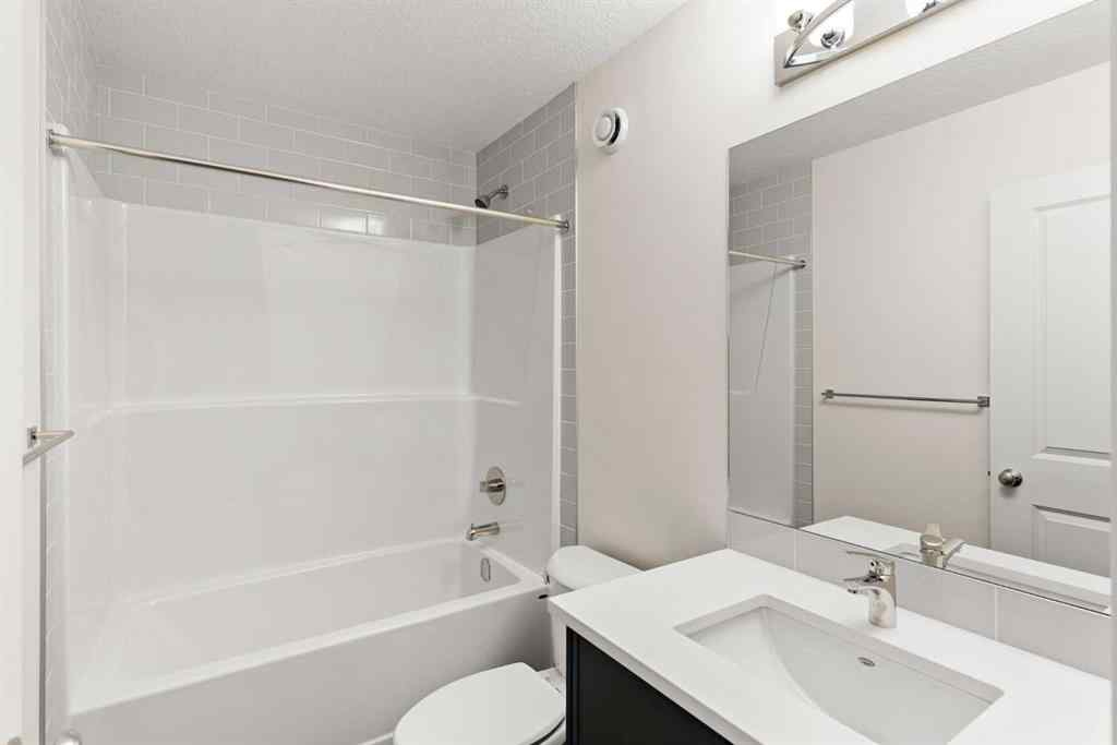 MLS® A2205024 - 43 Belvedere Point SE in Belvedere Calgary, Residential
