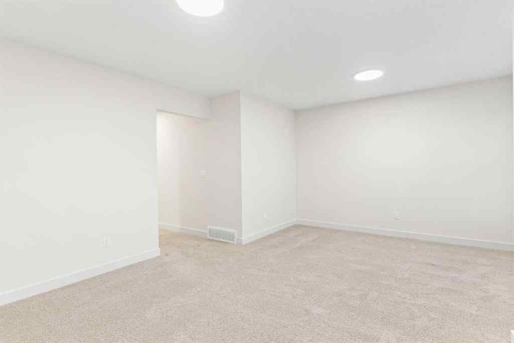 MLS® A2205024 - 43 Belvedere Point SE in Belvedere Calgary, Residential