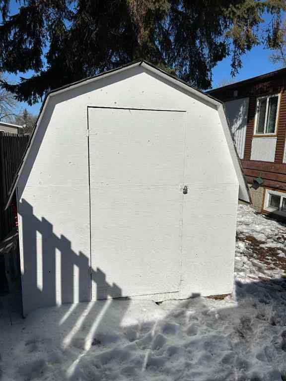 MLS® A2205094 - 4942 43 Street  in NONE Vermilion, Residential