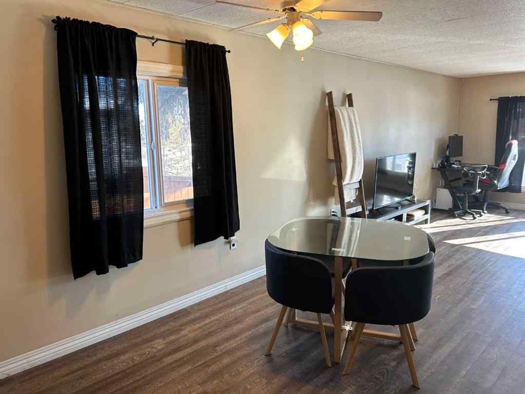 MLS® A2205094 - 4942 43 Street  in NONE Vermilion, Residential