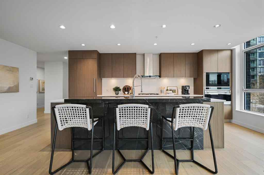 MLS® A2205255 - Unit #201 88 Waterfront Mews SW in Chinatown Calgary, Residential