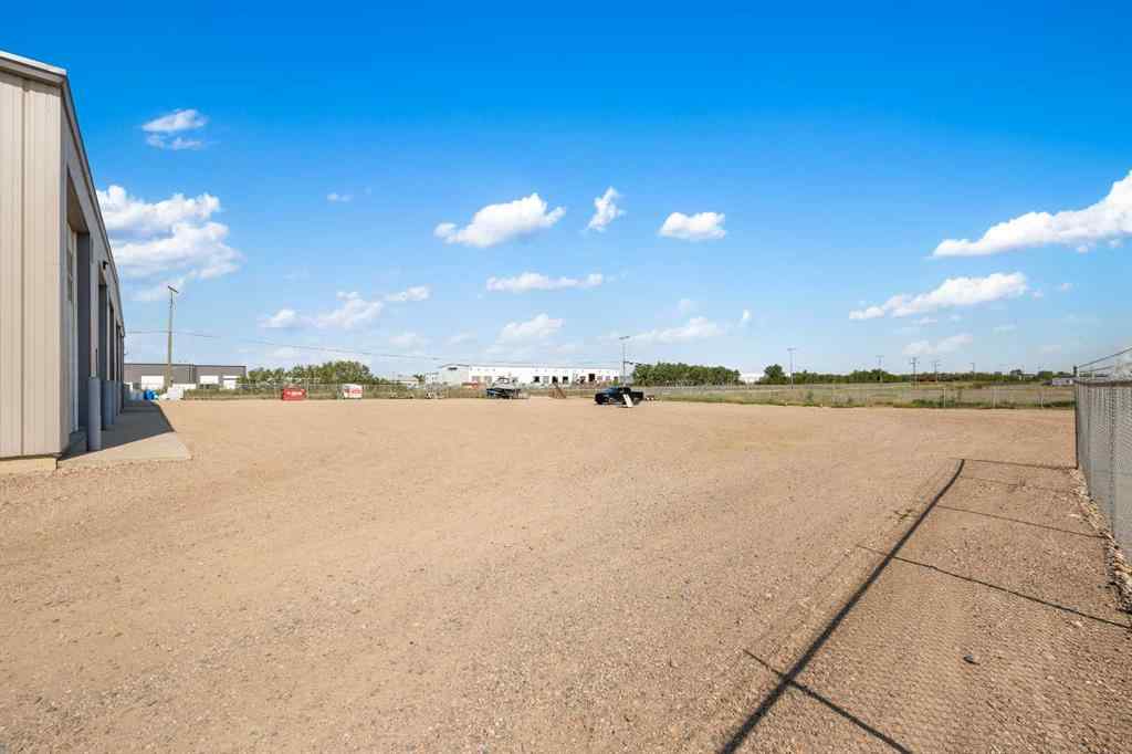 MLS® A2205310 - Unit #1 4807 40 Avenue  in Sask Industrial Lloydminster, Commercial