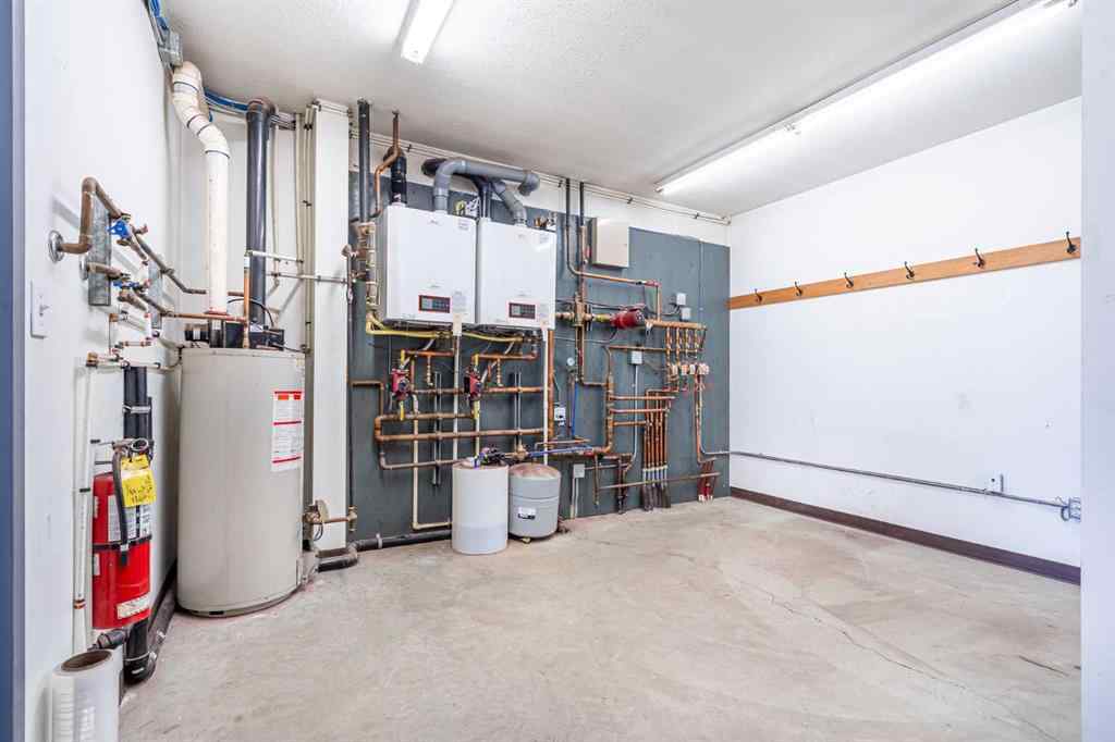 MLS® A2205310 - Unit #1 4807 40 Avenue  in Sask Industrial Lloydminster, Commercial