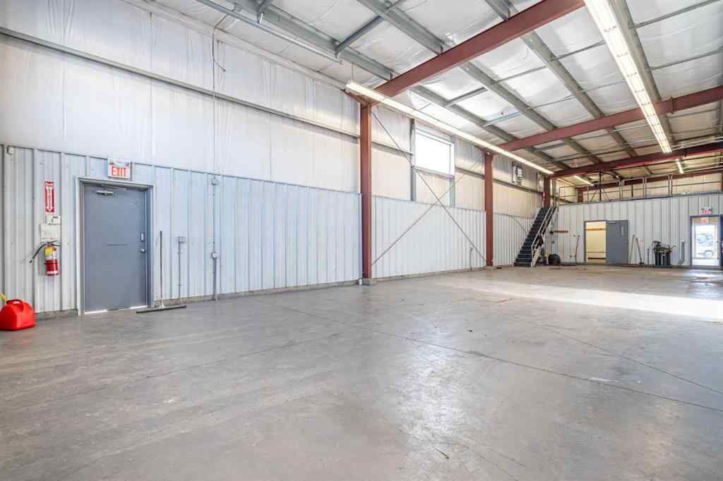 MLS® A2205310 - Unit #1 4807 40 Avenue  in Sask Industrial Lloydminster, Commercial