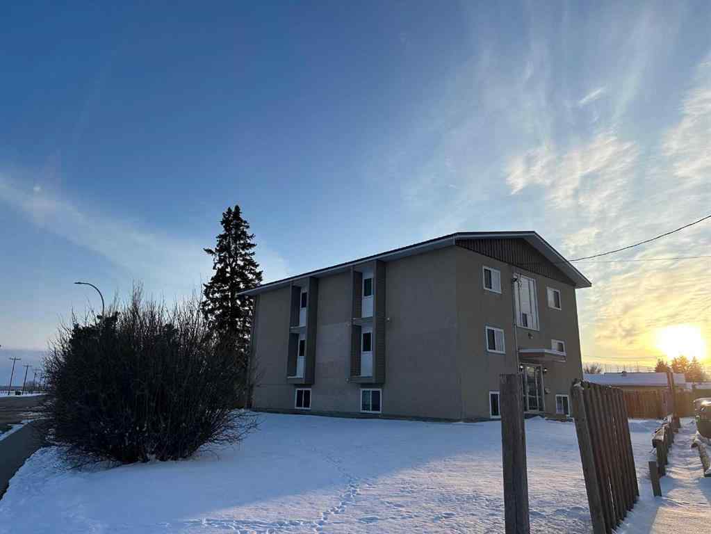 MLS® A2205425 - Unit #1-6 5704 44 Avenue  in Downtown Lacombe Lacombe, Multi-Family