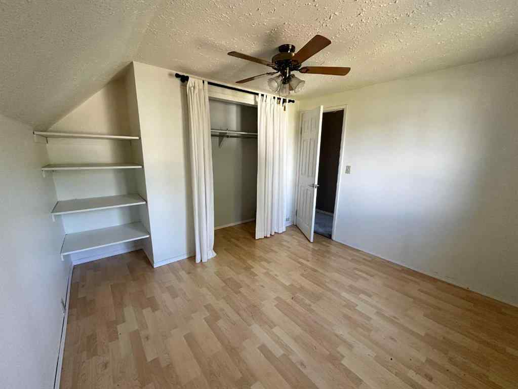 MLS® A2205506 - 5003 51 Street  in NONE Lougheed, Residential