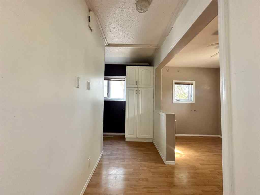 MLS® A2205506 - 5003 51 Street  in NONE Lougheed, Residential