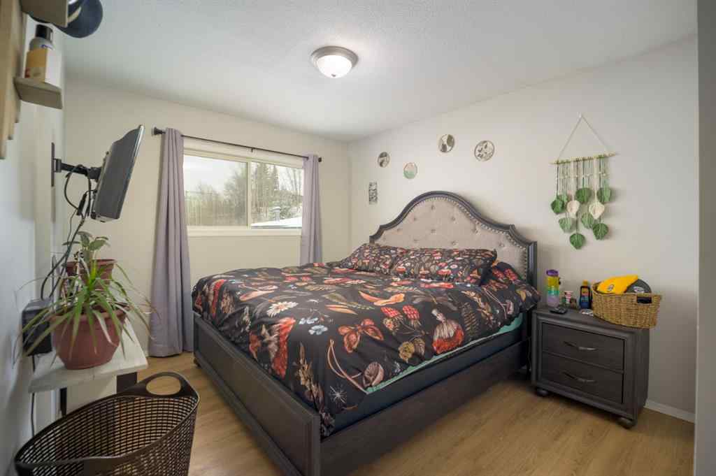 MLS® A2205538 - 4808 55 Street  in Athabasca Town Athabasca, Multi-Family