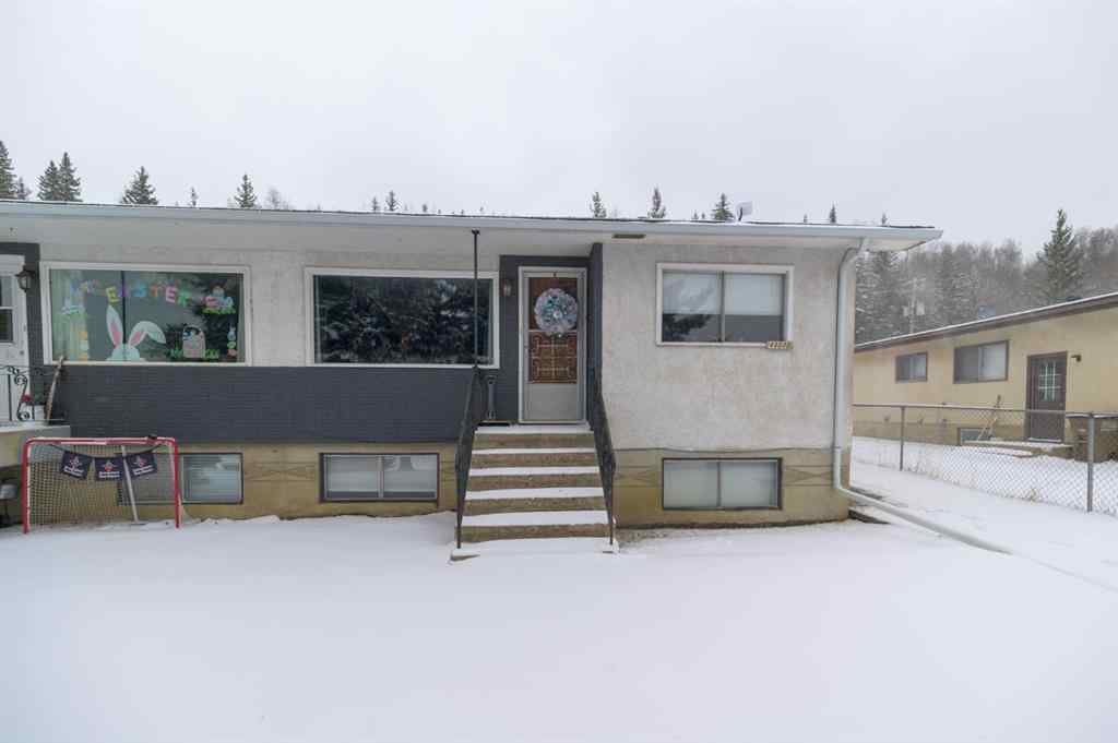 MLS® A2205538 - 4808 55 Street  in Athabasca Town Athabasca, Multi-Family