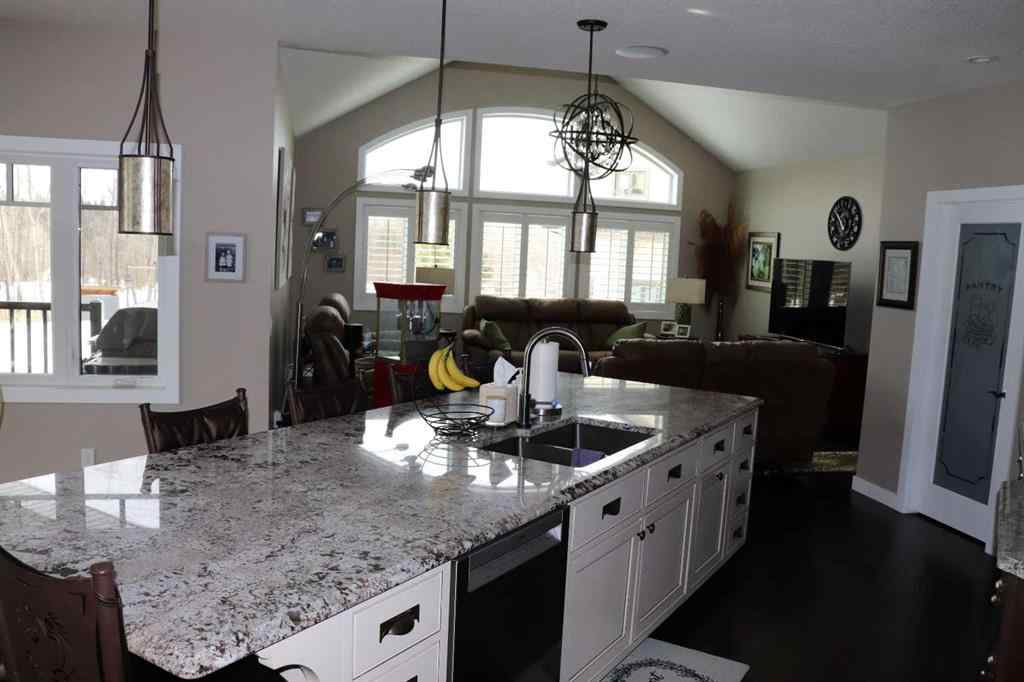 MLS® A2205602 - 6663 15 Avenue   in NONE Edson, Residential