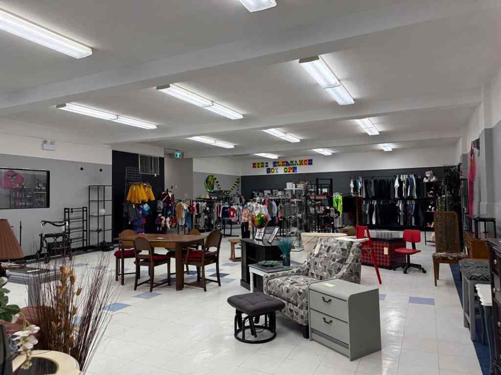 MLS® A2205626 - 5004 51 Ave   in Central Ponoka Ponoka, Commercial
