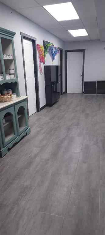 MLS® A2205626 - 5004 51 Ave   in Central Ponoka Ponoka, Commercial