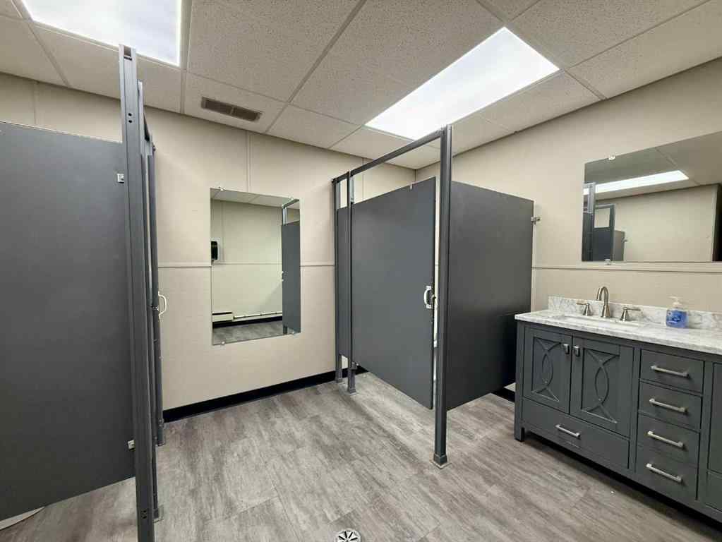 MLS® A2205626 - 5004 51 Ave   in Central Ponoka Ponoka, Commercial