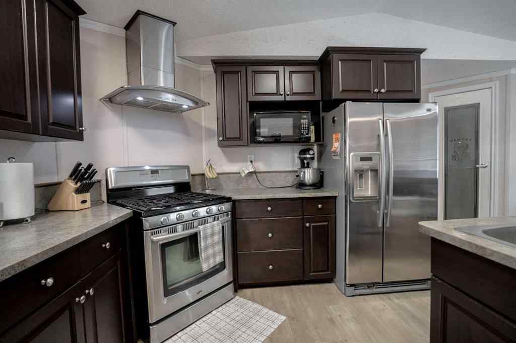 MLS® A2205677 -  842084 RR 222   in NONE Rural Northern Lights, County of, Residential