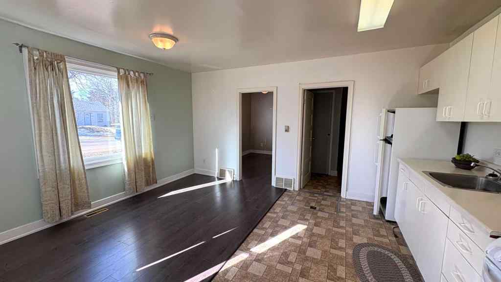 MLS® A2205683 - 1206 6 Avenue  in Wainwright Wainwright, Residential