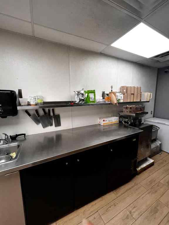 MLS® A2205743 - 123 Any Street  in Crescent Heights Calgary, Commercial