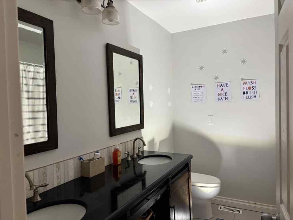 MLS® A2205800 - 182 S 3 Street E in NONE Magrath, Residential