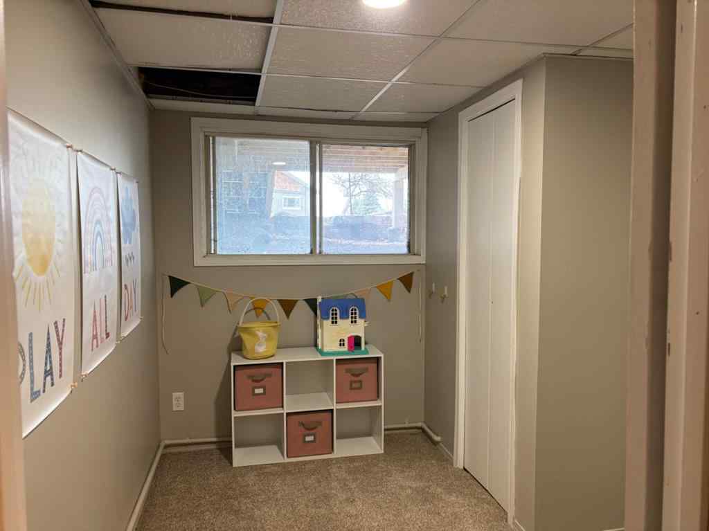MLS® A2205800 - 182 S 3 Street E in NONE Magrath, Residential