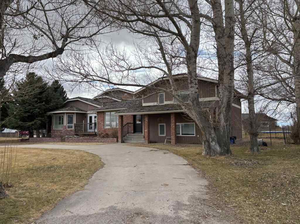 MLS® A2205800 - 182 S 3 Street E in NONE Magrath, Residential