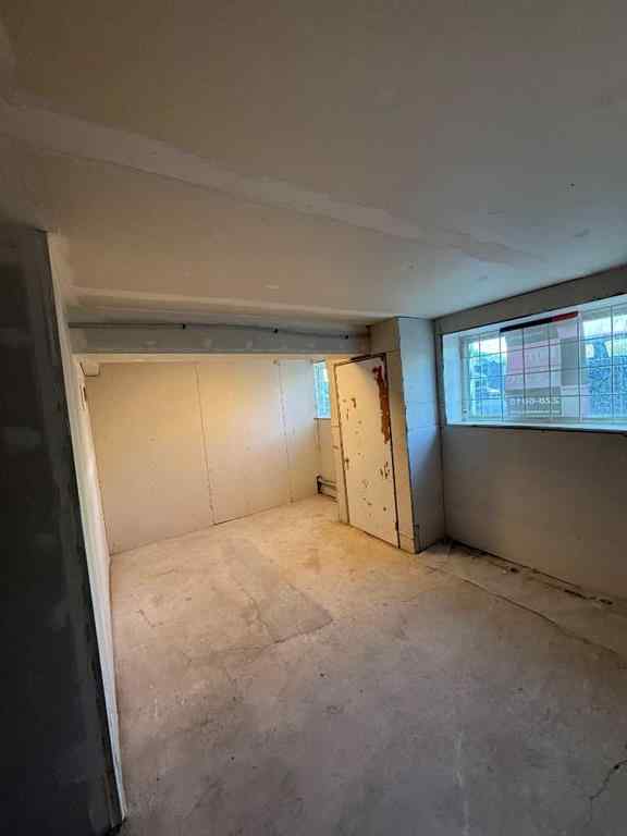 MLS® A2205824 - 917 9 Avenue SE in Inglewood Calgary, Commercial