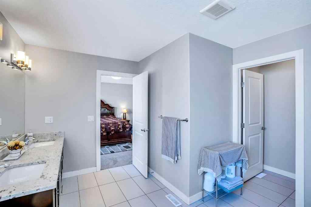 MLS® A2205876 - 2450 Baysprings Link SW in Baysprings Airdrie, Residential