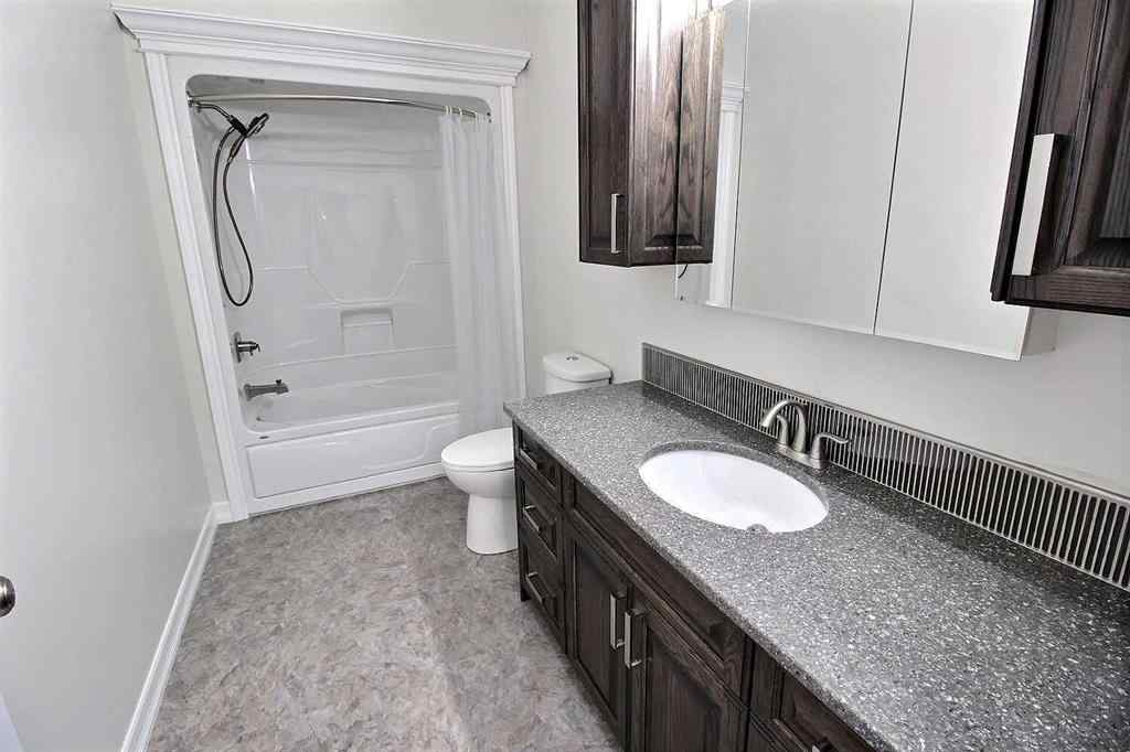 MLS® A2205914 - 5301 46 Street  in NONE Two Hills, Residential