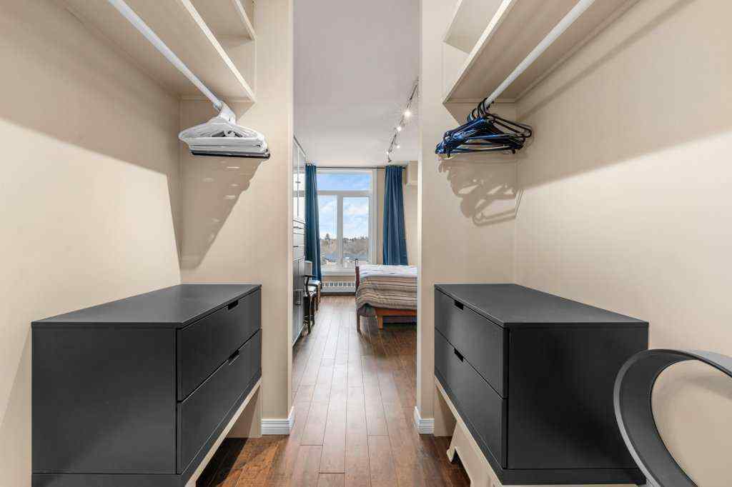 MLS® A2205922 - Unit #402 103 10 Avenue NW in Crescent Heights Calgary, Residential