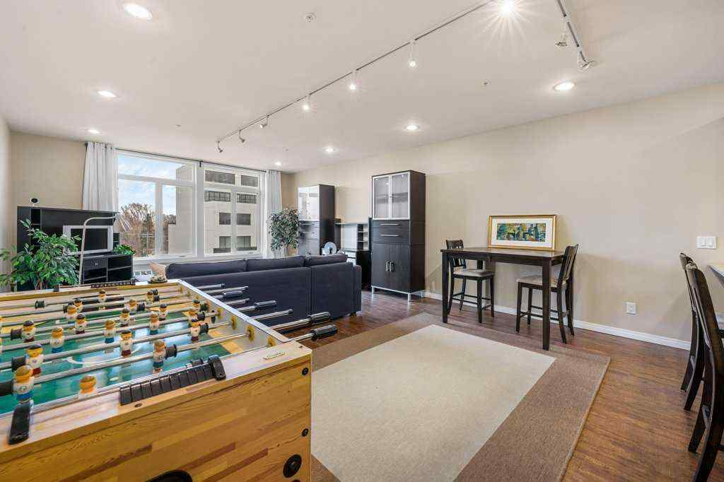 MLS® A2205922 - Unit #402 103 10 Avenue NW in Crescent Heights Calgary, Residential