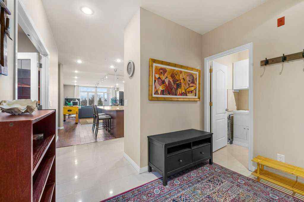 MLS® A2205922 - Unit #402 103 10 Avenue NW in Crescent Heights Calgary, Residential
