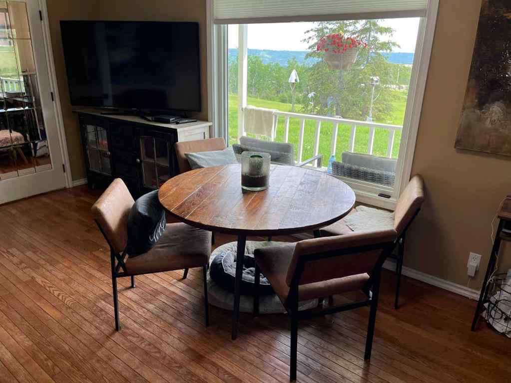 MLS® A2206012 - 6800 100 Avenue  in NONE Peace River, Residential