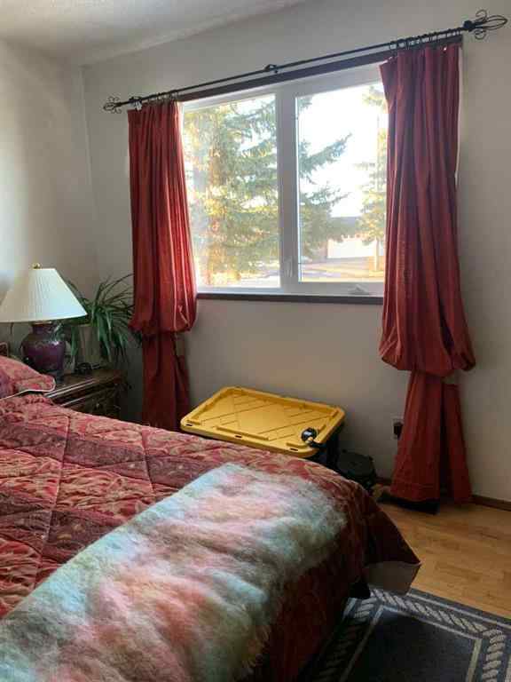 MLS® A2206099 - 4913 Parkview Crescent  in NONE Castor, Residential