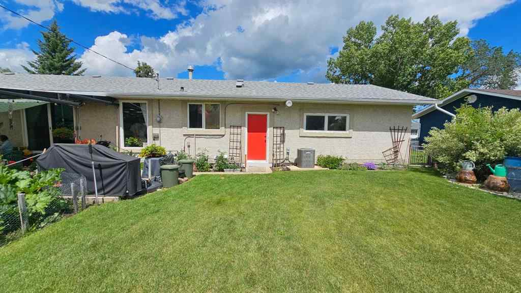 MLS® A2206099 - 4913 Parkview Crescent  in NONE Castor, Residential