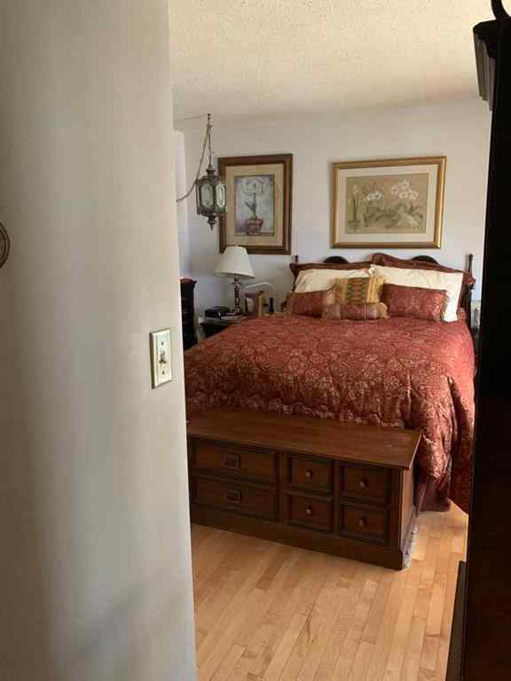 MLS® A2206099 - 4913 Parkview Crescent  in NONE Castor, Residential