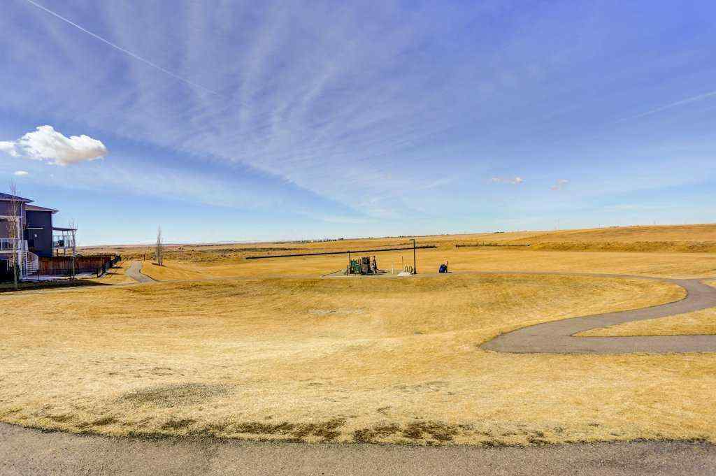 MLS® A2206118 - 1170 Pacific Circle W in Garry Station Lethbridge, Residential