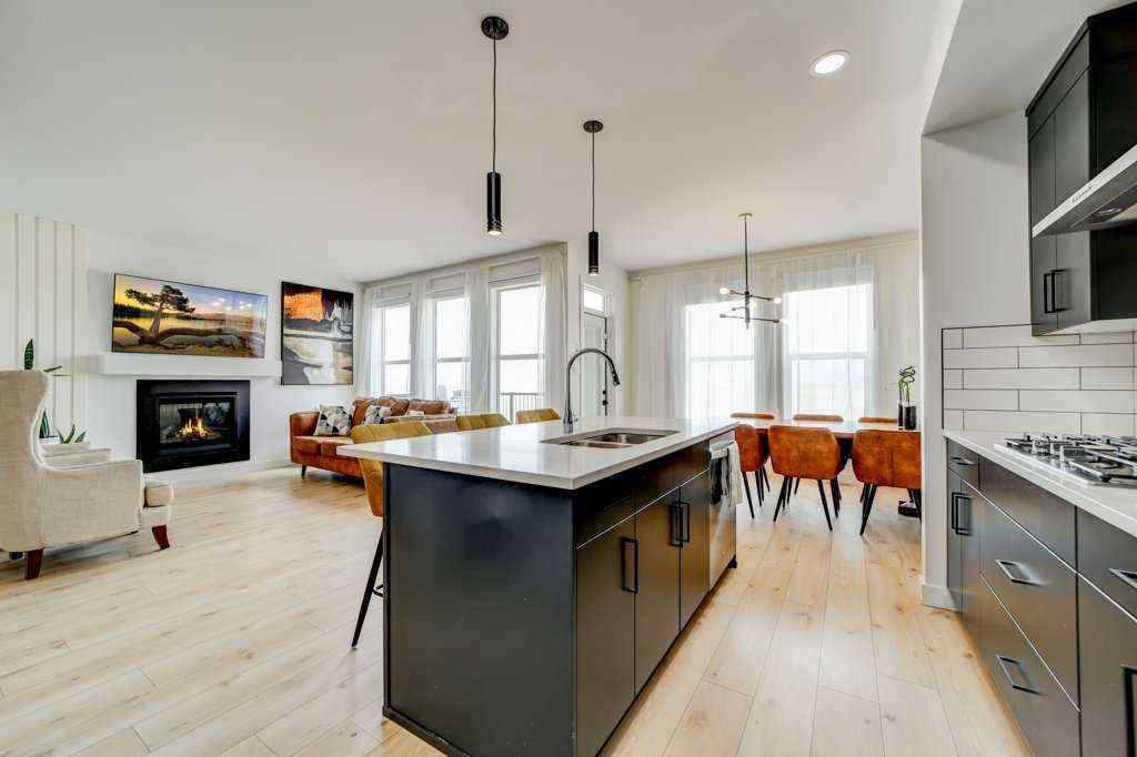 MLS® A2206118 - 1170 Pacific Circle W in Garry Station Lethbridge, Residential