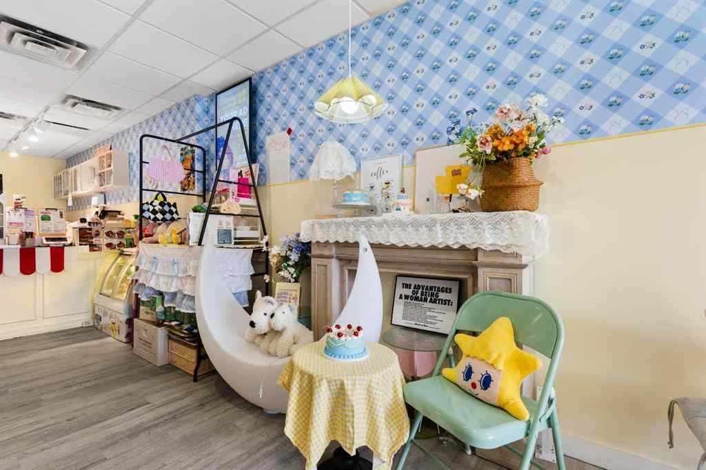 MLS® A2206149 - 536 16 Avenue NW in Mount Pleasant Calgary, Commercial