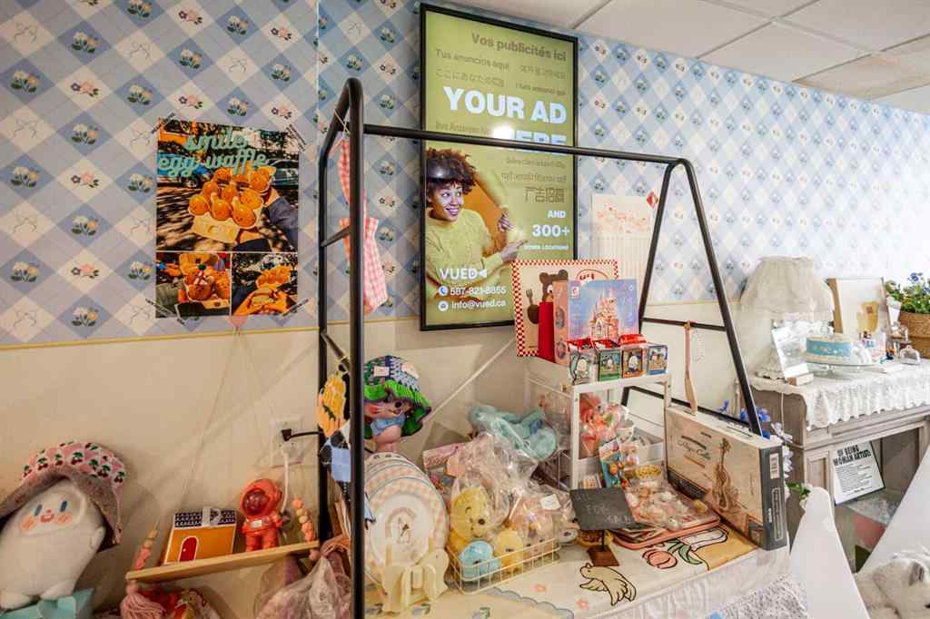 MLS® A2206149 - 536 16 Avenue NW in Mount Pleasant Calgary, Commercial