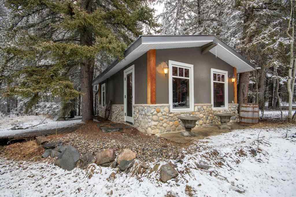 MLS® A2206156 - Unit #10 32376 760 Highway  in NONE Rural Mountain View County, Residential