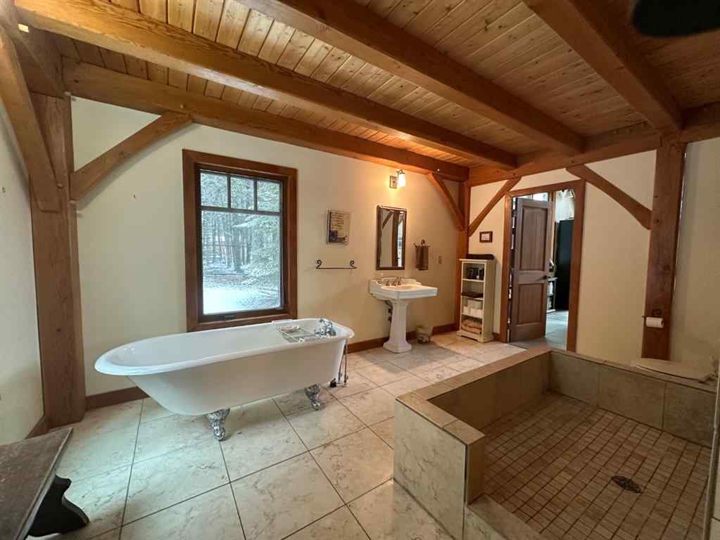 MLS® A2206156 - Unit #10 32376 760 Highway  in NONE Rural Mountain View County, Residential