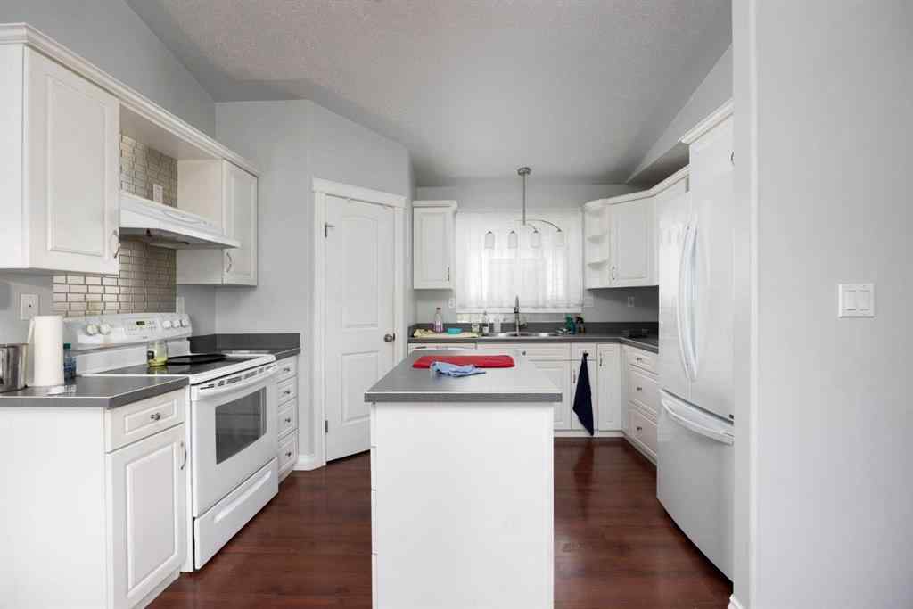 MLS® A2206224 - 153 Balsam Way  in Timberlea Fort McMurray, Residential