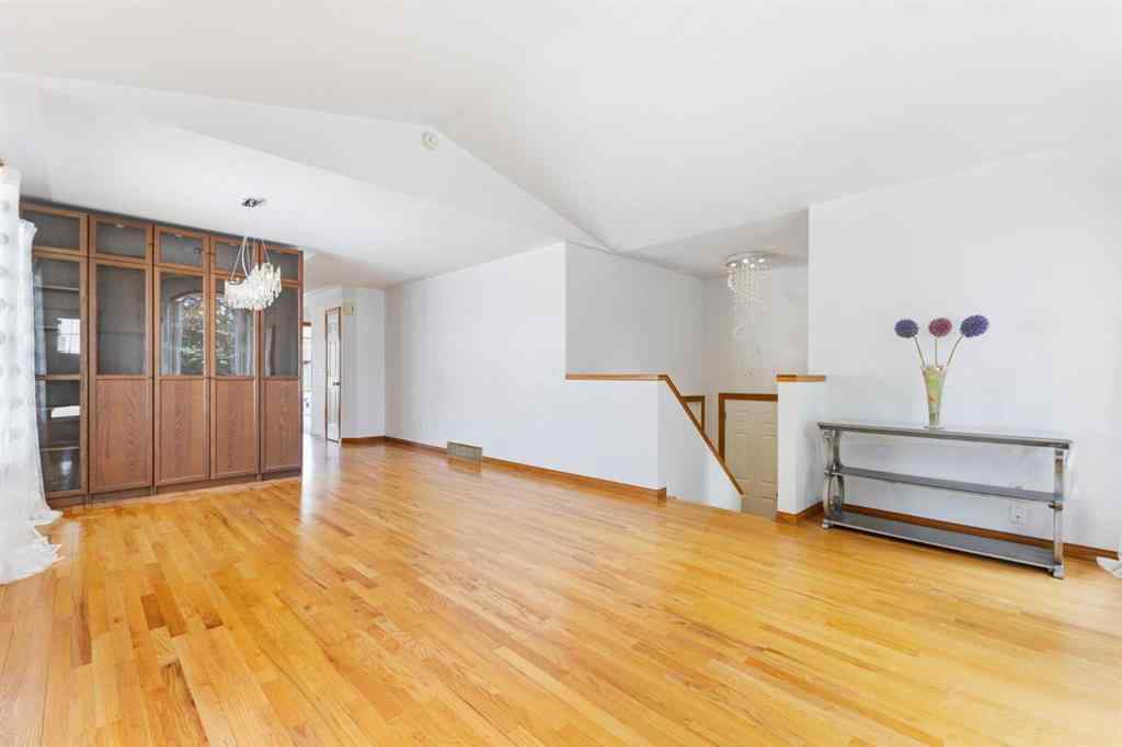 MLS® A2206231 - 9095 Scurfield Drive NW in Scenic Acres Calgary, Residential