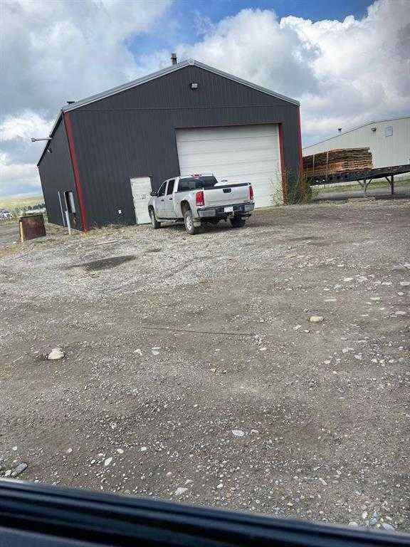 MLS® A2206332 - Unit #8 5445 HWY 584   in NONE Sundre, Commercial