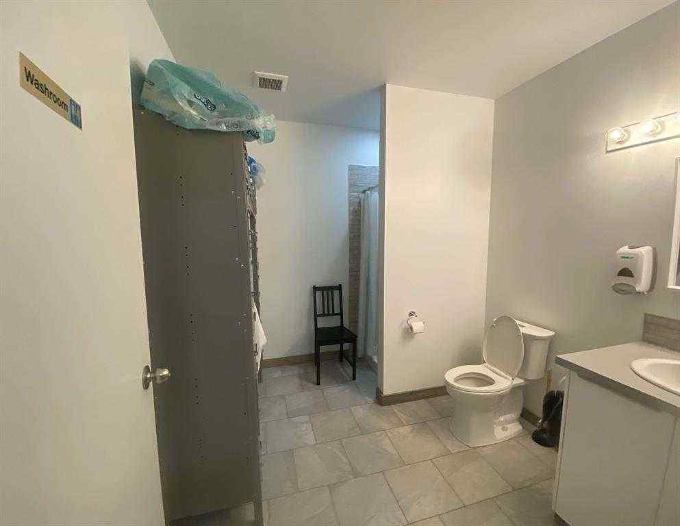MLS® A2206332 - Unit #8 5445 HWY 584   in NONE Sundre, Commercial