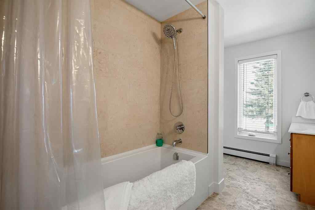 MLS® A2206334 - 24 Mountain View Park  in West Bragg Creek Bragg Creek, Residential