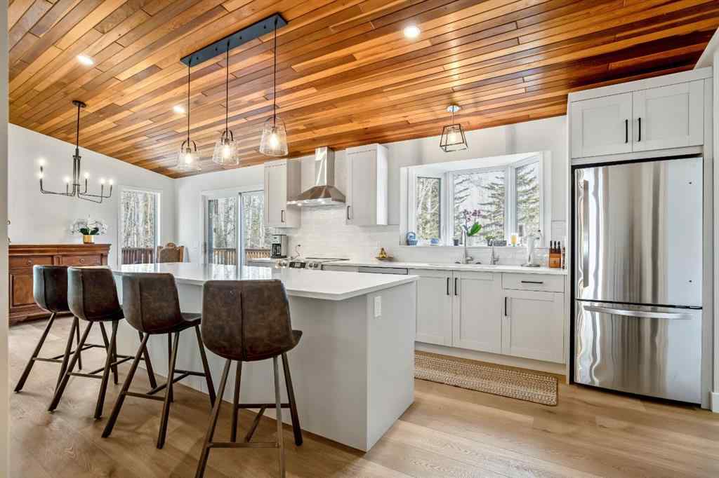 MLS® A2206334 - 24 Mountain View Park  in West Bragg Creek Bragg Creek, Residential
