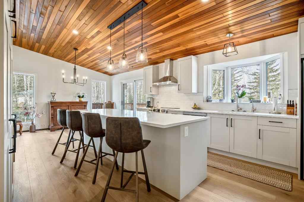 MLS® A2206334 - 24 Mountain View Park  in West Bragg Creek Bragg Creek, Residential
